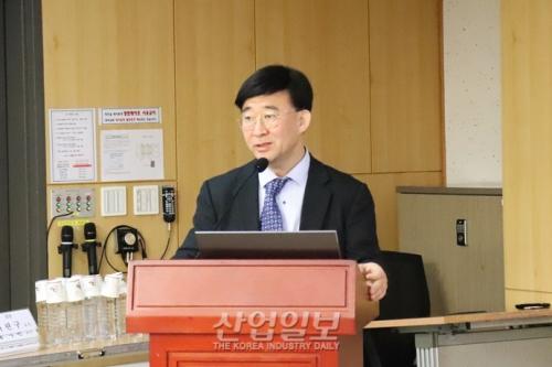 바이오 소재산업 경쟁력, &lsquo;천연광물자원&rsquo;에서 찾다