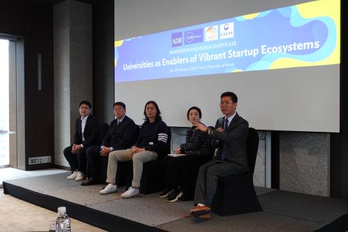 중부대 스마트모빌리티공학과 이흥식교수, 아시아개발은행 초청 &lsquo;한국 대학 기술사업화 창업교육의 글로벌 진출 사례&rsquo; 강연 수행