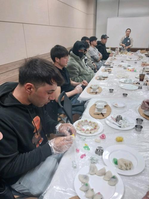 우즈베키스탄/베트남 유학생들과 함께한 한국 전통 체험 행사 