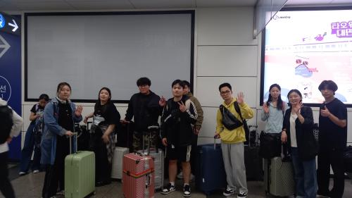 하택대학 어학당 유학생, 봄 학기 마치고 귀국