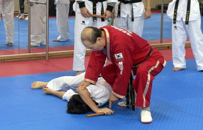 준비된 자가 세계를 이끌어간다!!! 호신술을 통한 세계화 3