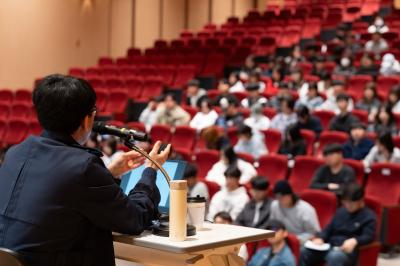 보스토크 매거진 박지수 편집장 특강, 무엇보다 어떻게 : <사진 작업의 스타일과 태도들>