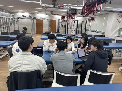 창업 동아리 활동