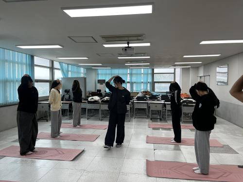 필라테스 동아리 활동