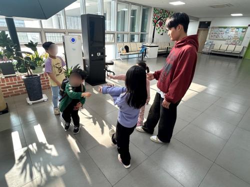 [동구아름다운복지관] 2024년 4월 24일(수) 미술심리활동